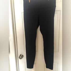 Women’s Lululemon medium leggings. Black. Inseam is approximately 25”. Size 12